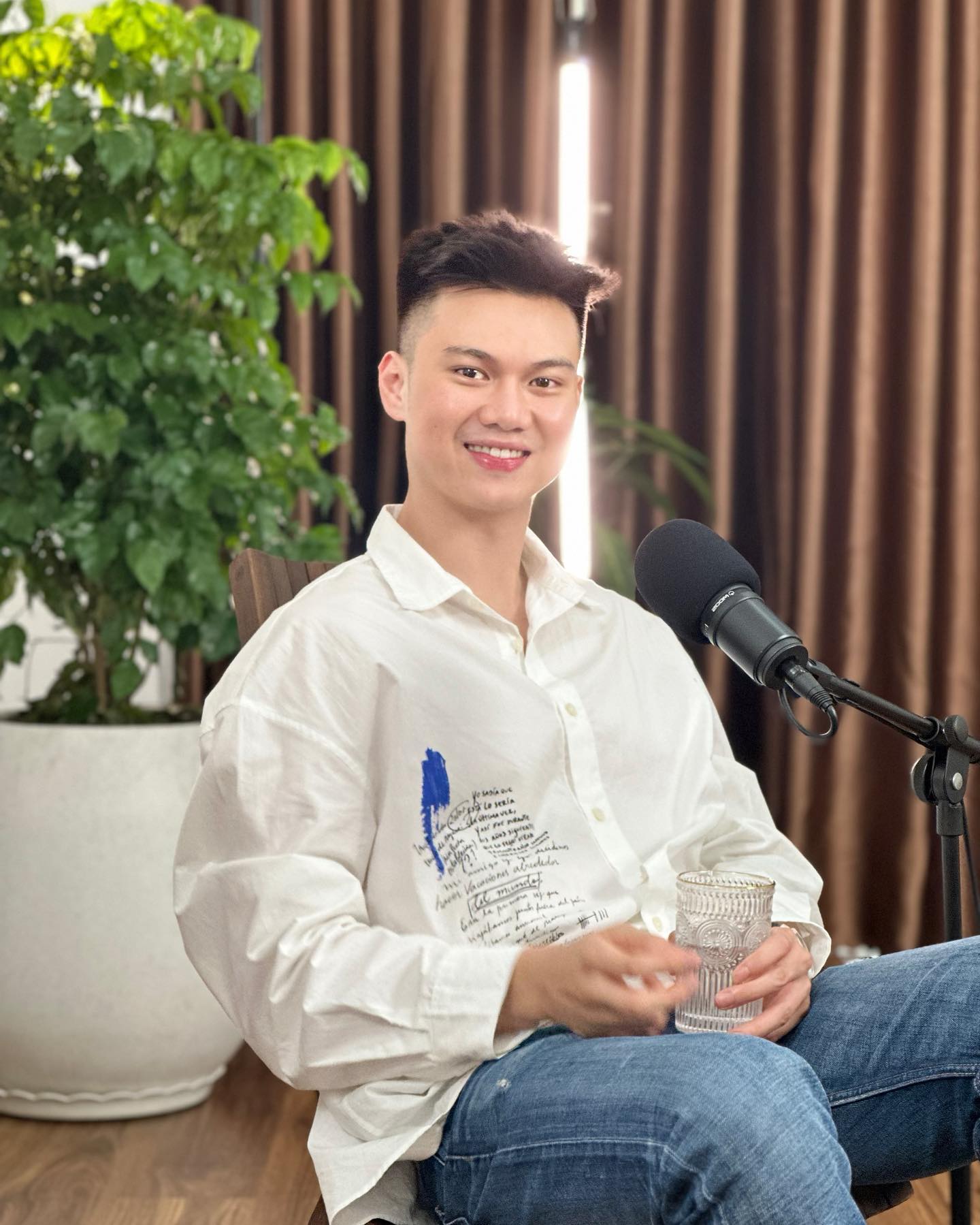 Lộ cơ ngơi khủng của bạn trai tin đồn Miu Lê: Thiếu gia bán hàng online vì đam mê?- Ảnh 3. Lộ cơ ngơi khủng của bạn trai tin đồn Miu Lê: Thiếu gia bán hàng online vì đam mê?- Ảnh 3.