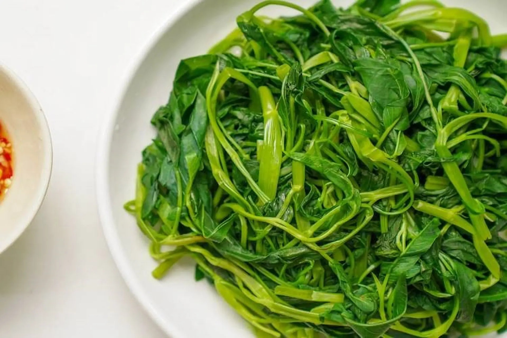 Loại rau rẻ tiền nhưng tốt ngang nhân sâm, chợ bán 5.000 đồng/mớ, không ăn là phí của trời- Ảnh 4.