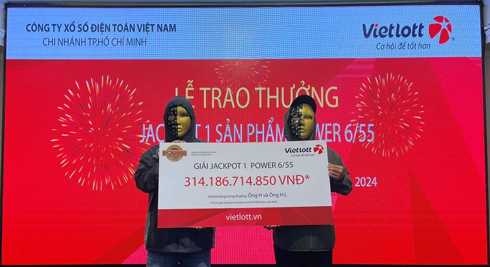 Trúng Vietlott 2 tỷ đồng, người đàn ông tiết lộ "bí kíp" chọn bộ số đơn giản, hóa ra ai cũng làm được- Ảnh 2.