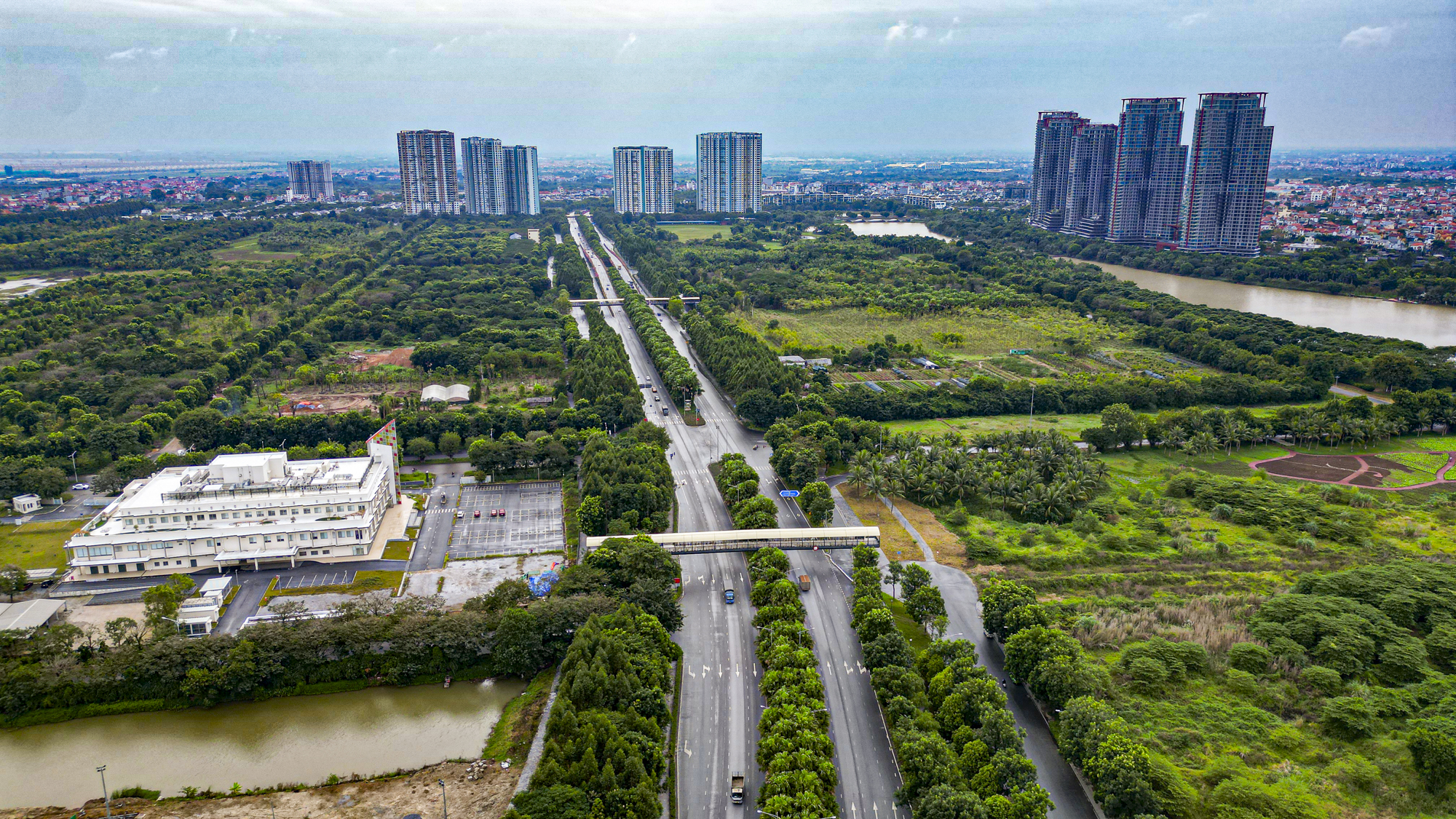 Bất ngờ như Hưng Yên: trước thềm sáp nhập liên tiếp phá vỡ kỷ lục hút vốn đầu tư và thu ngân sách nhờ “chìa khóa” tỷ USD đến từ bất động sản- Ảnh 1. Bất ngờ như Hưng Yên: trước thềm sáp nhập liên tiếp phá vỡ kỷ lục hút vốn đầu tư và thu ngân sách nhờ “chìa khóa” tỷ USD đến từ bất động sản- Ảnh 1.