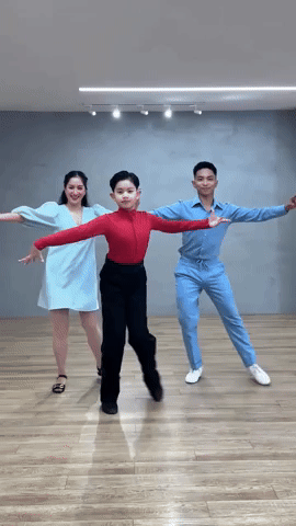 Tiếc: Con trai Khánh Thi-Phan Hiển gây sốt khi 2 lần vô địch thế giới, nay lại lười nhảy, không muốn kế nghiệp ba mẹ- Ảnh 1. Tiếc: Con trai Khánh Thi-Phan Hiển gây sốt khi 2 lần vô địch thế giới, nay lại lười nhảy, không muốn kế nghiệp ba mẹ- Ảnh 1.