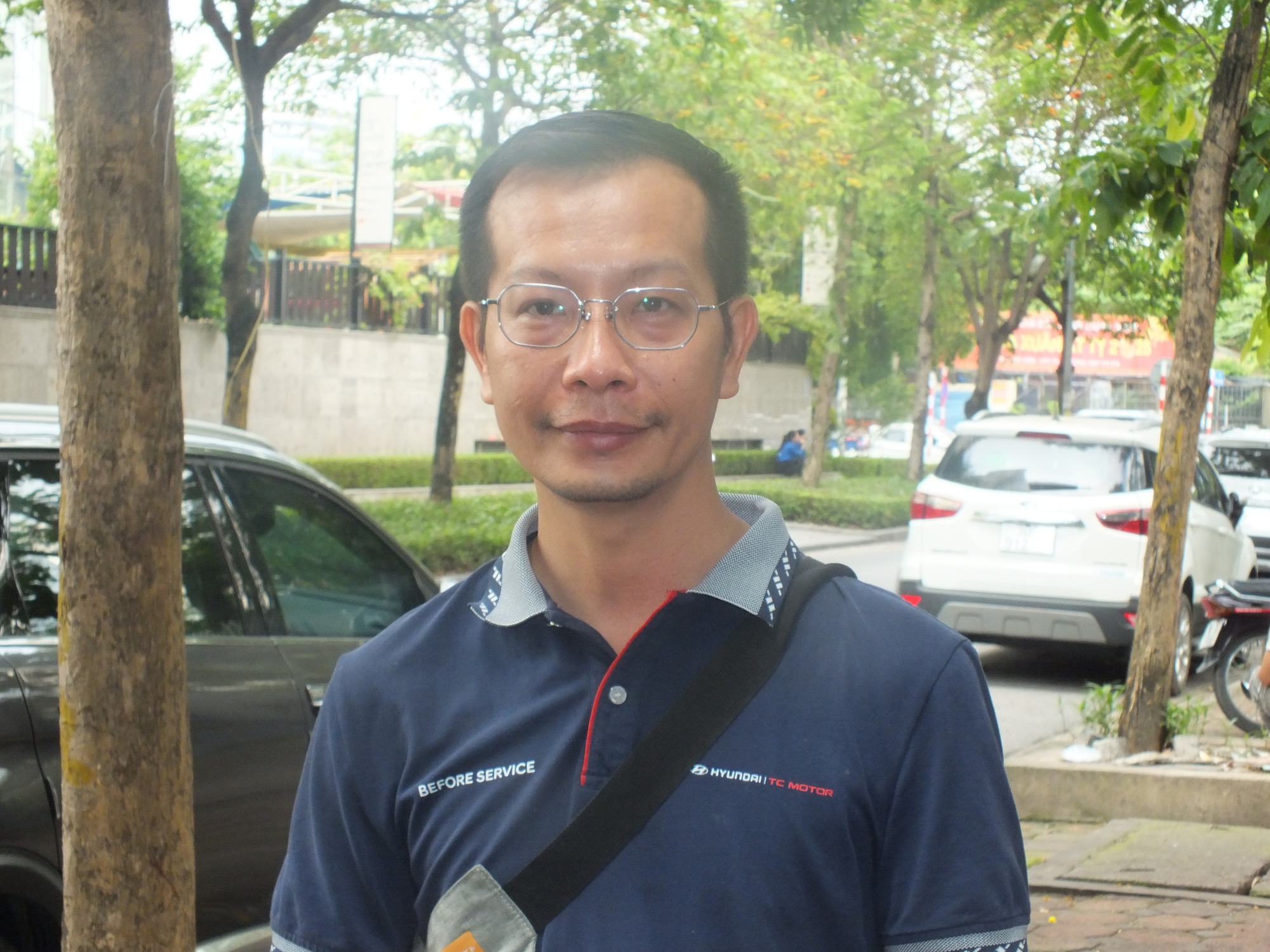 Trời nóng, cha mẹ vẫn ở lại, vì: Gặp cha mẹ đầu tiên sau khi thi xong là ký ức đẹp theo con suốt đời!- Ảnh 3.