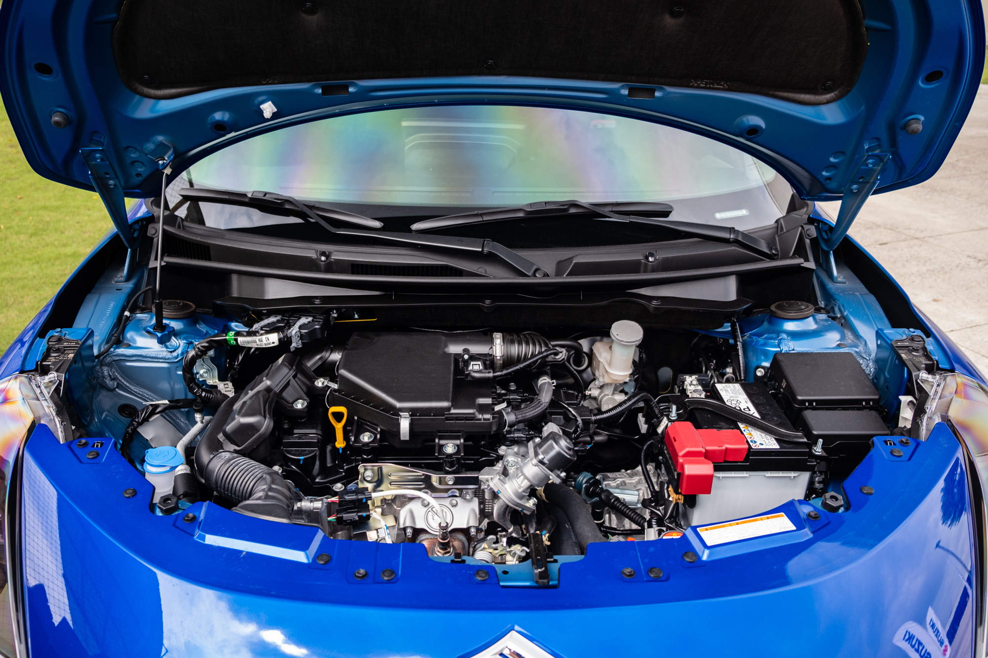 Suzuki Swift 2025 ra mắt Việt Nam: Giá 569 triệu, máy hybrid, 6 tính năng ADAS, đấu Mazda2 hatchback- Ảnh 6. Suzuki Swift 2025 ra mắt Việt Nam: Giá 569 triệu, máy hybrid, 6 tính năng ADAS, đấu Mazda2 hatchback- Ảnh 6.