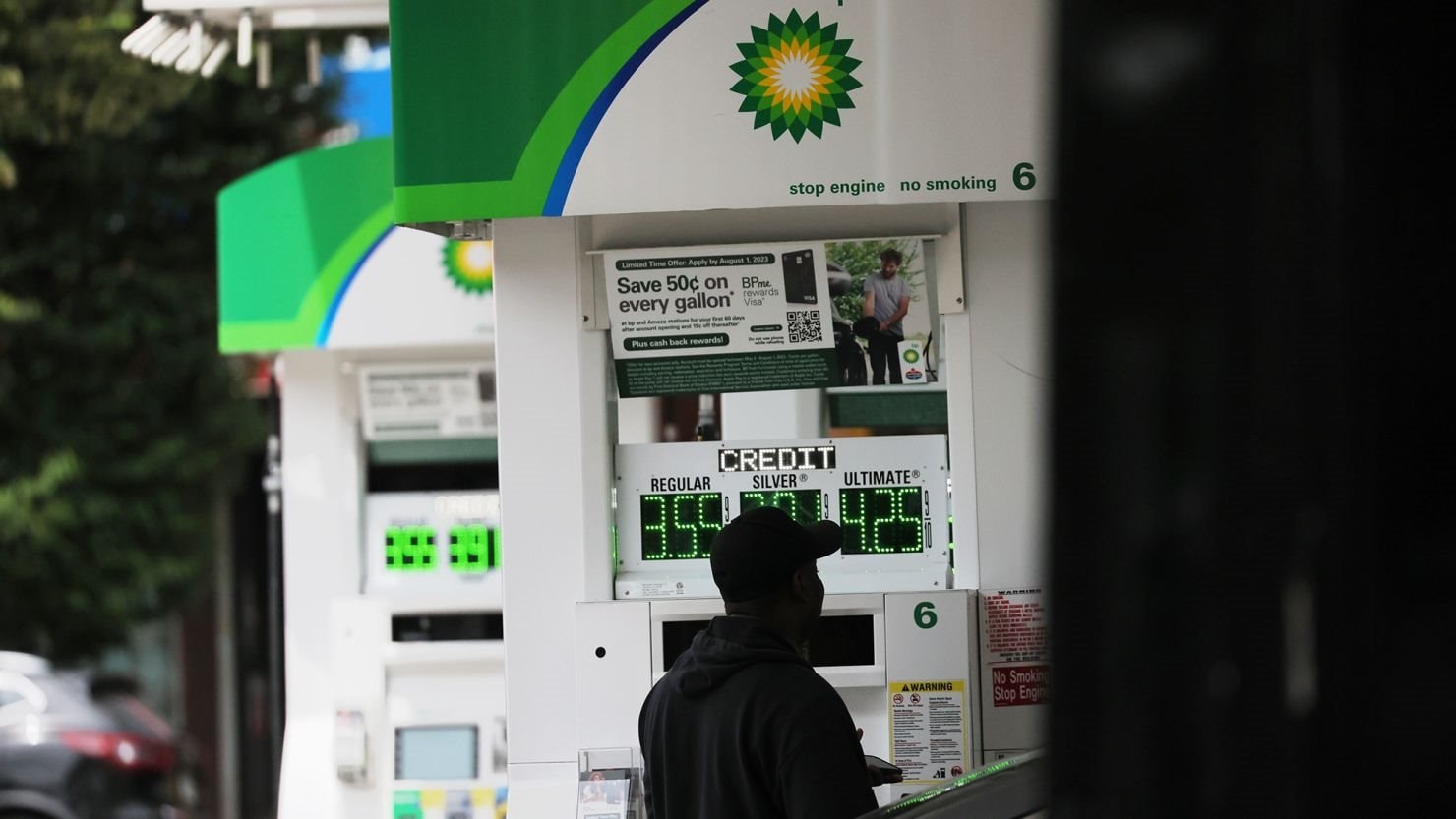 Địa chấn ngành dầu mỏ: Shell-BP đàm phán, tạo nên một siêu tập đoàn dầu khí 320 tỷ USD với quy mô chưa từng có trong lịch sử- Ảnh 3. Địa chấn ngành dầu mỏ: Shell-BP đàm phán, tạo nên một siêu tập đoàn dầu khí 320 tỷ USD với quy mô chưa từng có trong lịch sử- Ảnh 3.
