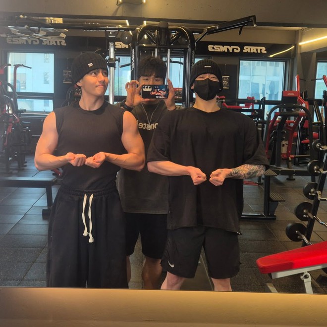 Mỹ nam đẹp nhất thế giới mỗi ngày dậy từ 5h sáng vào phòng gym, kết quả sau 18 tháng khiến ai cũng phải Mỹ nam đẹp nhất thế giới mỗi ngày dậy từ 5h sáng vào phòng gym, kết quả sau 18 tháng khiến ai cũng phải