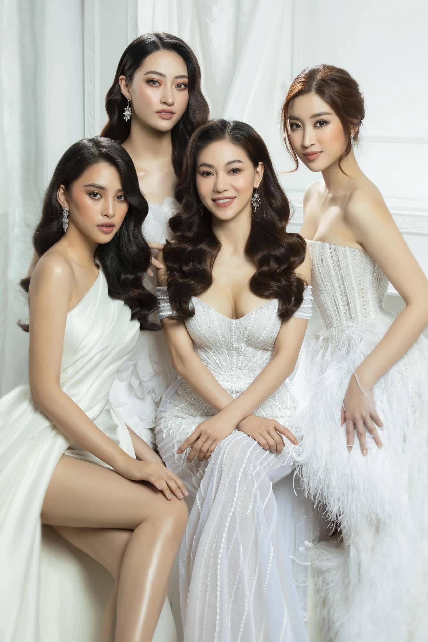 Nhà Sen Vàng mát tay: Dàn hậu lần lượt Nhà Sen Vàng mát tay: Dàn hậu lần lượt