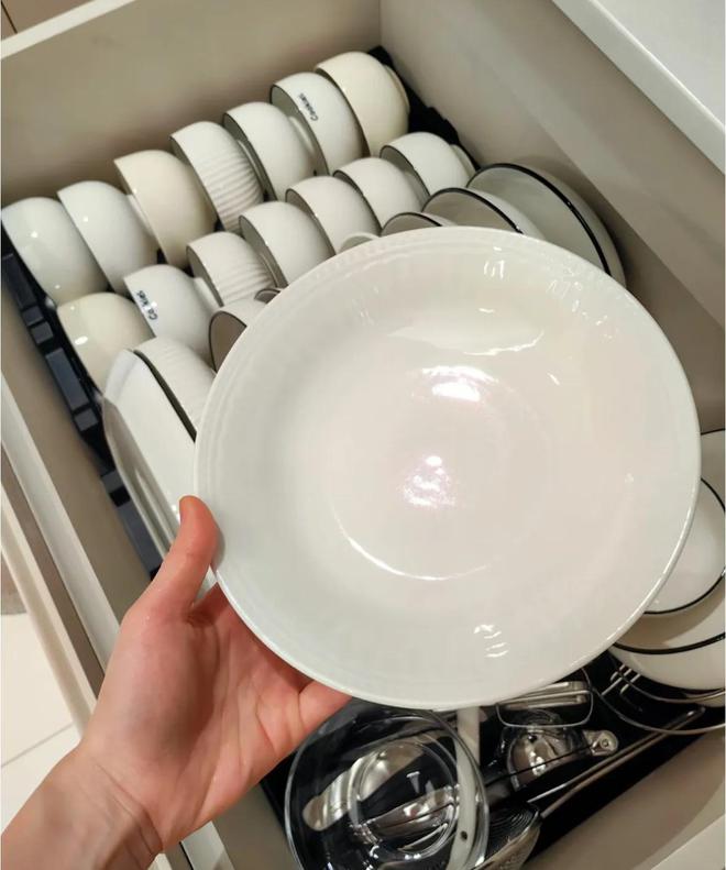 Sau khi sống ở nhà mới được 1 năm, tôi nhận ra 4 thứ này đúng là 