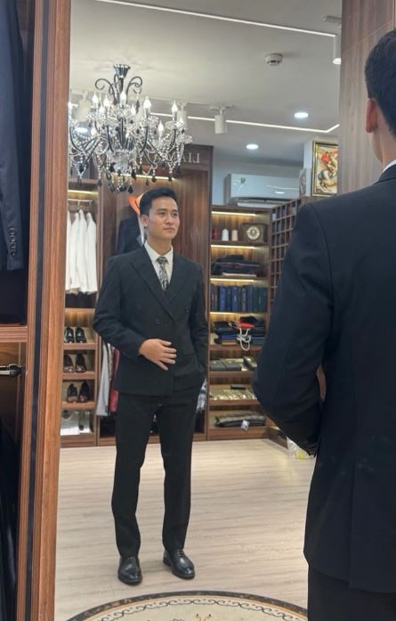 "Nam thần" U23 Việt Nam cầu hôn bạn gái sau 7 năm hẹn hò, nàng WAG cực sexy, thành tích học tập mới đáng nể- Ảnh 5. "Nam thần" U23 Việt Nam cầu hôn bạn gái sau 7 năm hẹn hò, nàng WAG cực sexy, thành tích học tập mới đáng nể- Ảnh 5.