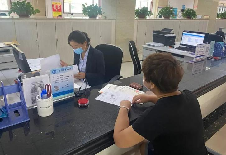 Nhận được tin nhắn báo tài khoản cộng thêm 500 triệu đồng, người phụ nữ bị yêu cầu phải trả lại 1 tỷ, ngân hàng khẳng định: Làm vậy là đúng- Ảnh 1. Nhận được tin nhắn báo tài khoản cộng thêm 500 triệu đồng, người phụ nữ bị yêu cầu phải trả lại 1 tỷ, ngân hàng khẳng định: Làm vậy là đúng- Ảnh 1.