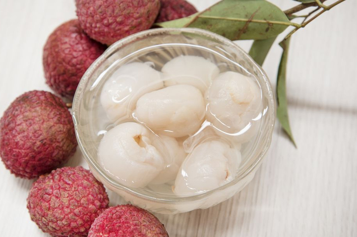 Vì sao ăn vải thiều luộc lại tốt hơn ăn trực tiếp?- Ảnh 3. Vì sao ăn vải thiều luộc lại tốt hơn ăn trực tiếp?- Ảnh 3.