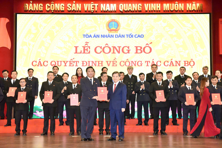 Bổ nhiệm 29 Chánh tòa và Chánh án các tỉnh thành mới tại tòa án Nhân dân tối cao- Ảnh 1. Bổ nhiệm 29 Chánh tòa và Chánh án các tỉnh thành mới tại tòa án Nhân dân tối cao- Ảnh 1.