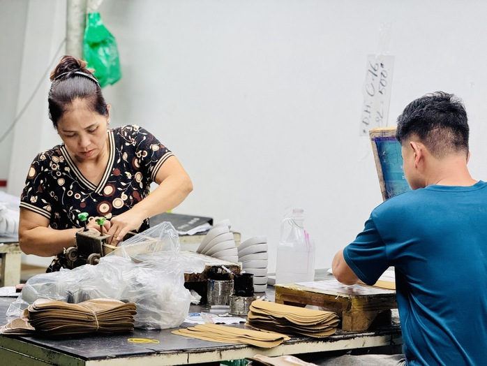 Chưa thống nhất mức tăng lương tối thiểu vùng- Ảnh 1. Chưa thống nhất mức tăng lương tối thiểu vùng- Ảnh 1.