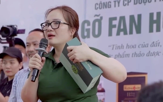 Rải tiền, tặng ô tô, khoe có 4 nhà máy, tuyên bố bỏ 100 tỷ mua công thức thuốc xương khớp: Doanh nhân Hoàng Hường thực sự giàu đến đâu?- Ảnh 1.