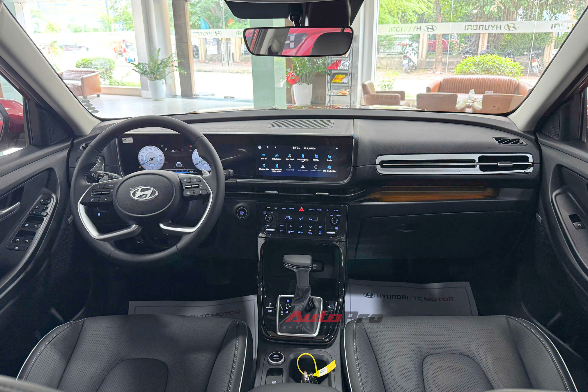 Hyundai Creta 2025 vừa ra mắt đã giảm giá tại đại lý: Bản N Line 'cháy hàng', bản 'base' còn 579 triệu đồng, tăng sức cạnh tranh Xforce- Ảnh 2. Hyundai Creta 2025 vừa ra mắt đã giảm giá tại đại lý: Bản N Line 'cháy hàng', bản 'base' còn 579 triệu đồng, tăng sức cạnh tranh Xforce- Ảnh 2.