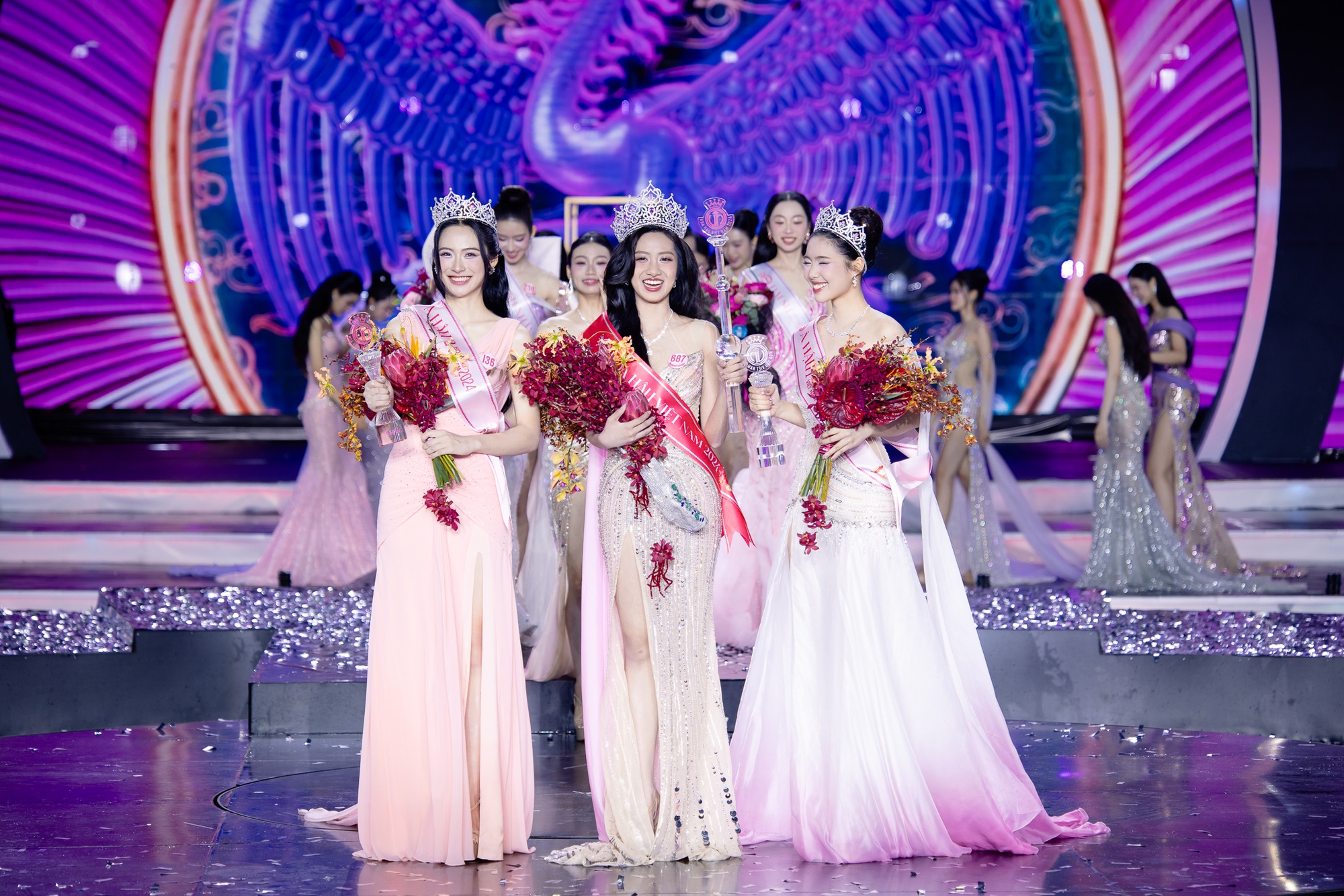 "Tất tần tật" về Tân Hoa hậu Việt Nam Hà Trúc Linh: Visual đời thường gây bất ngờ, gia thế ra sao?- Ảnh 11. "Tất tần tật" về Tân Hoa hậu Việt Nam Hà Trúc Linh: Visual đời thường gây bất ngờ, gia thế ra sao?- Ảnh 11.