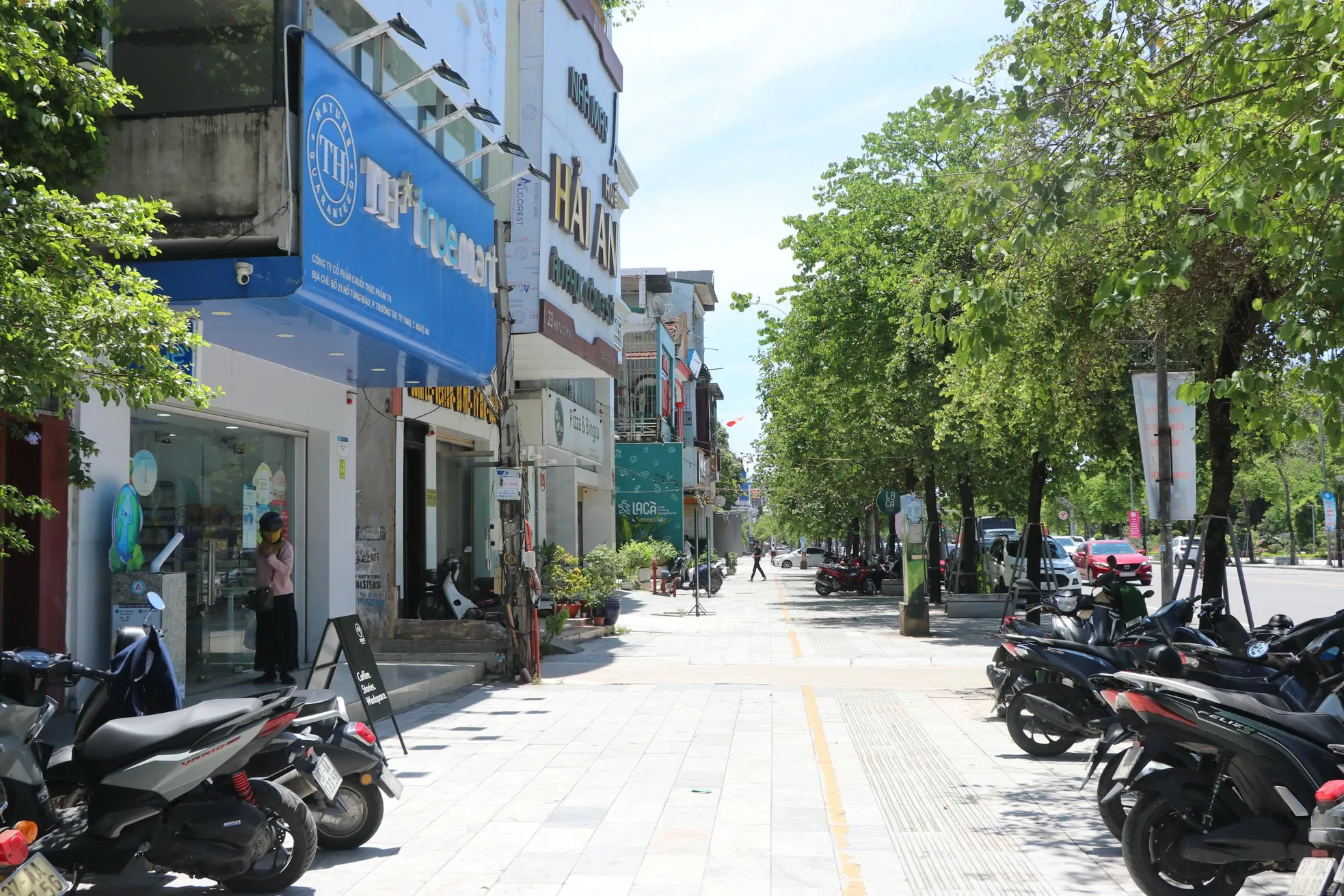 Cận cảnh những tuyến phố đắt nhất Nghệ An theo bảng giá đất mới- Ảnh 8. Cận cảnh những tuyến phố đắt nhất Nghệ An theo bảng giá đất mới- Ảnh 8.