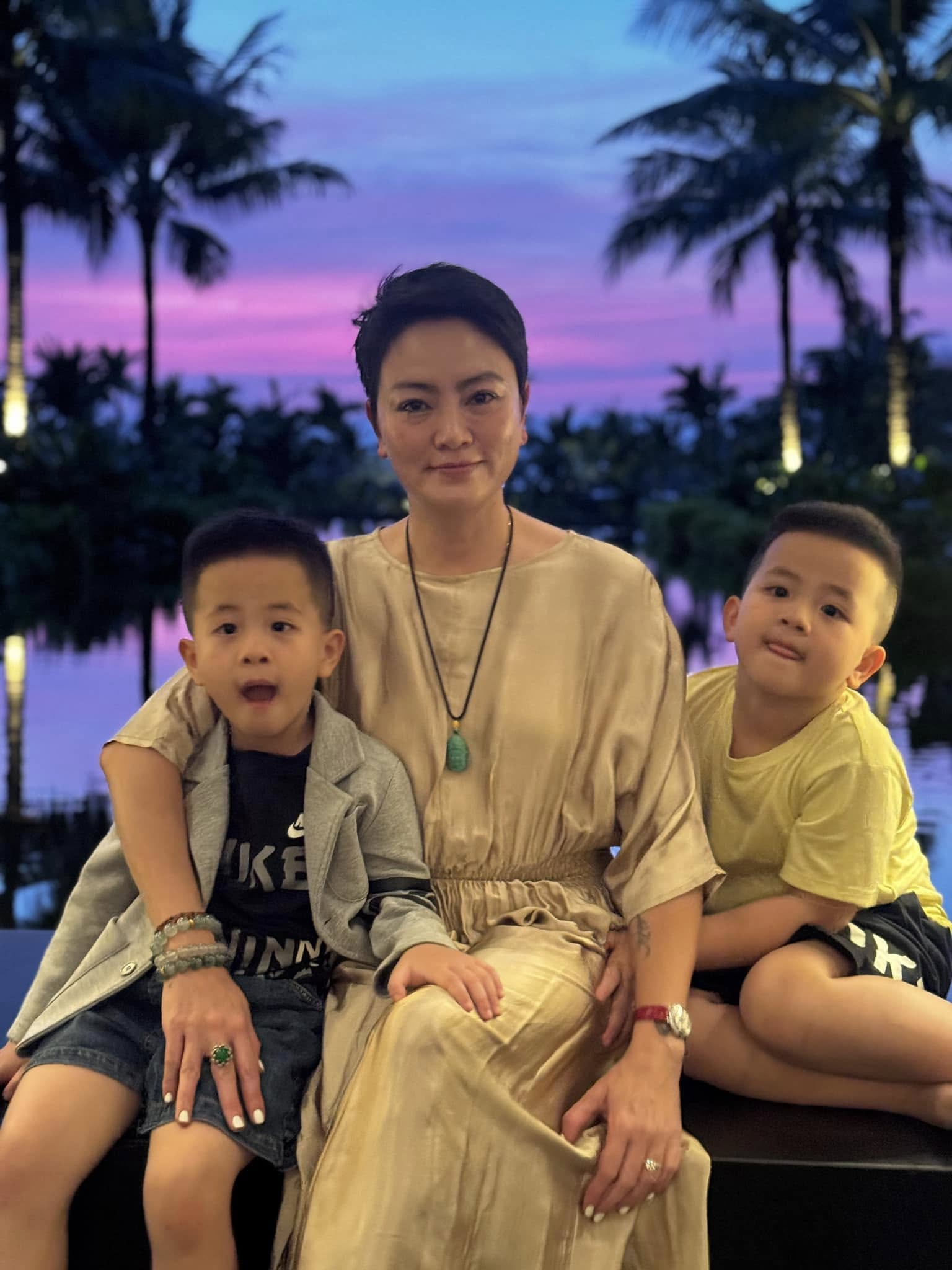 Gia tộc nổi tiếng ở Hà Nội có tận 3 hot mom: Từ mẹ đến con đều là dâu hào môn, ai cũng có tổ ấm riêng hạnh phúc- Ảnh 14. Gia tộc nổi tiếng ở Hà Nội có tận 3 hot mom: Từ mẹ đến con đều là dâu hào môn, ai cũng có tổ ấm riêng hạnh phúc- Ảnh 14.