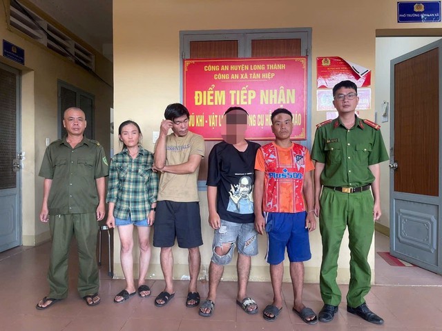 Tạm giữ hình sự Nguyễn Thị Kim Thanh và Dương Văn Đạt Em- Ảnh 1. Tạm giữ hình sự Nguyễn Thị Kim Thanh và Dương Văn Đạt Em- Ảnh 1.