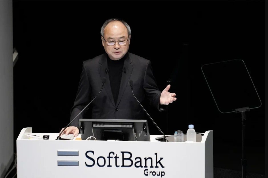Lần đầu tiên sau 40 năm, Masayoshi Son tiết lộ kế hoạch nghỉ hưu, khẳng định người kế vị là nhân viên nội bộ Softbank- Ảnh 2. Lần đầu tiên sau 40 năm, Masayoshi Son tiết lộ kế hoạch nghỉ hưu, khẳng định người kế vị là nhân viên nội bộ Softbank- Ảnh 2.