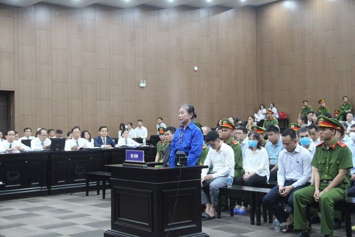 Xét xử đại án Phúc Sơn: Loạt bị cáo nộp lại tiền khắc phục hậu quả- Ảnh 1. Xét xử đại án Phúc Sơn: Loạt bị cáo nộp lại tiền khắc phục hậu quả- Ảnh 1.