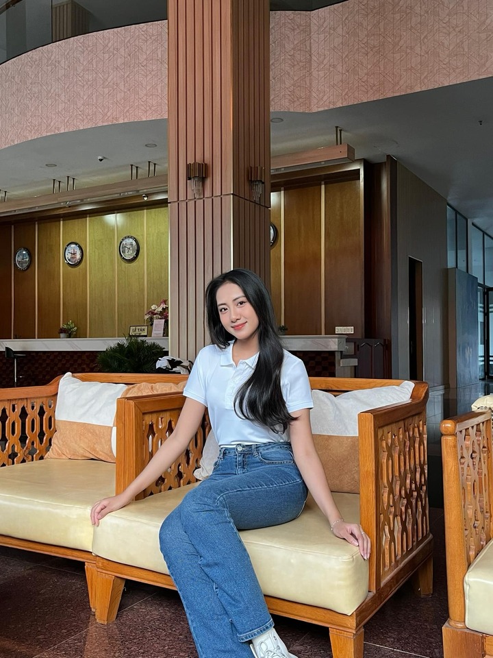 Hà Trúc Linh ngoài đời quyến rũ và đầy bản lĩnh- Ảnh 7. Hà Trúc Linh ngoài đời quyến rũ và đầy bản lĩnh- Ảnh 7.