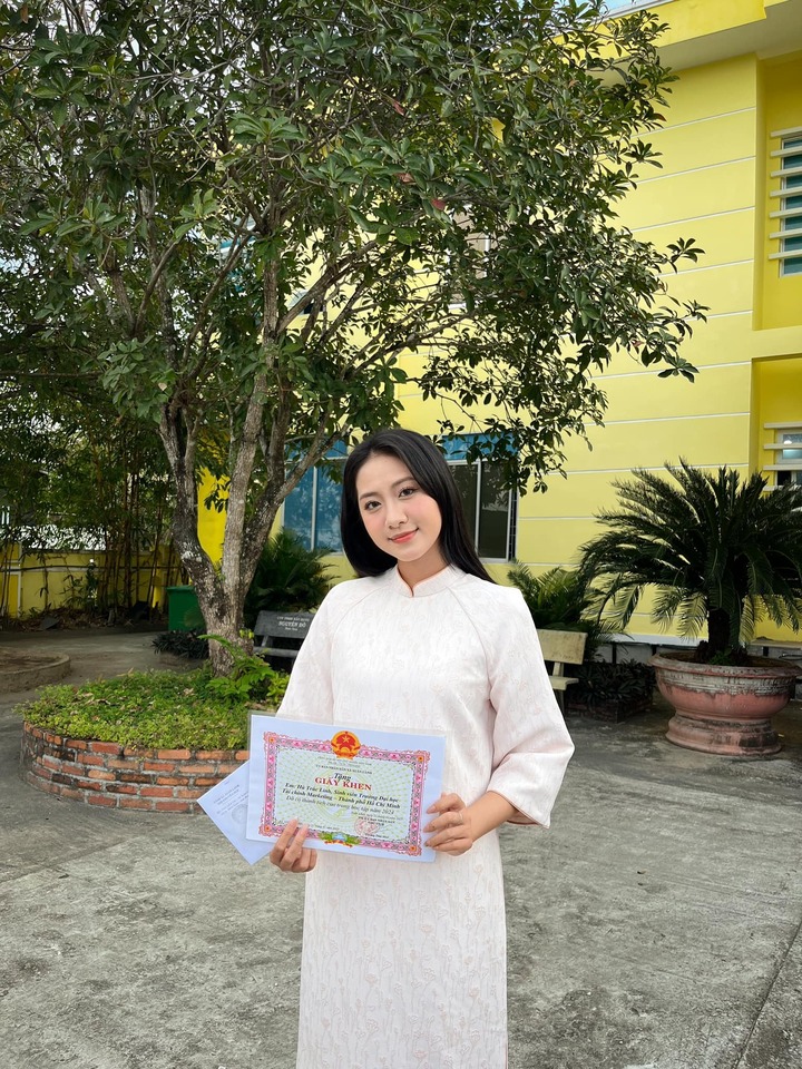 Hà Trúc Linh ngoài đời quyến rũ và đầy bản lĩnh- Ảnh 10. Hà Trúc Linh ngoài đời quyến rũ và đầy bản lĩnh- Ảnh 10.