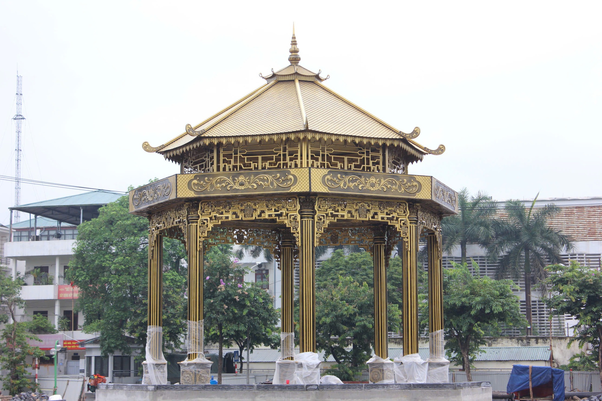 Cận cảnh đập dâng trong quá trình "hồi sinh" sông Tô Lịch- Ảnh 3. Cận cảnh đập dâng trong quá trình "hồi sinh" sông Tô Lịch- Ảnh 3.