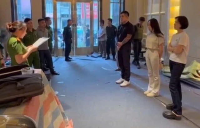 Động thái khó tin của TikToker Cún Bông khi trở lại MXH sau 6 ngày bị khởi tố, khám xét cửa hàng- Ảnh 7. Động thái khó tin của TikToker Cún Bông khi trở lại MXH sau 6 ngày bị khởi tố, khám xét cửa hàng- Ảnh 7.