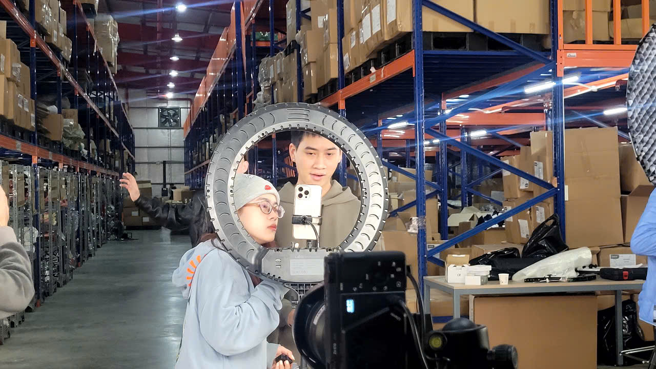 Sàn thương mại điện tử không còn "vô can"- Ảnh 1. Sàn thương mại điện tử không còn "vô can"- Ảnh 1.
