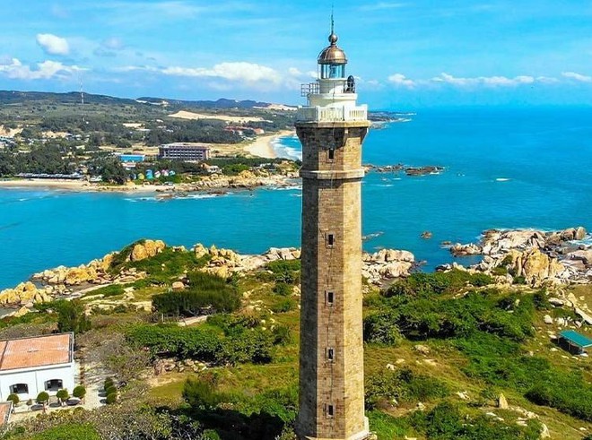 Nơi có cả biển và núi cách TP.HCM gần 200km: Nằm giữa biển nhưng không phải đảo, nước rút có thể đi bộ ra- Ảnh 9. Nơi có cả biển và núi cách TP.HCM gần 200km: Nằm giữa biển nhưng không phải đảo, nước rút có thể đi bộ ra- Ảnh 9.