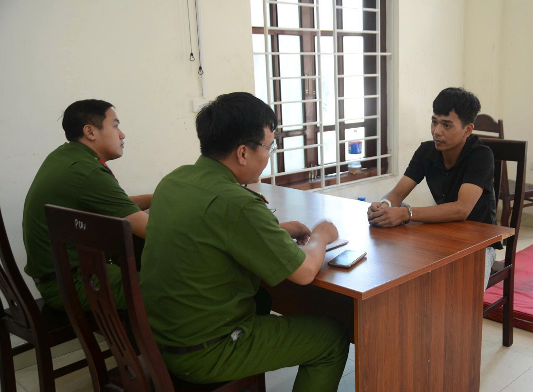 Tạm giữ hình sự kẻ bắt cóc Nguyễn Khắc Nhật- Ảnh 1. Tạm giữ hình sự kẻ bắt cóc Nguyễn Khắc Nhật- Ảnh 1.