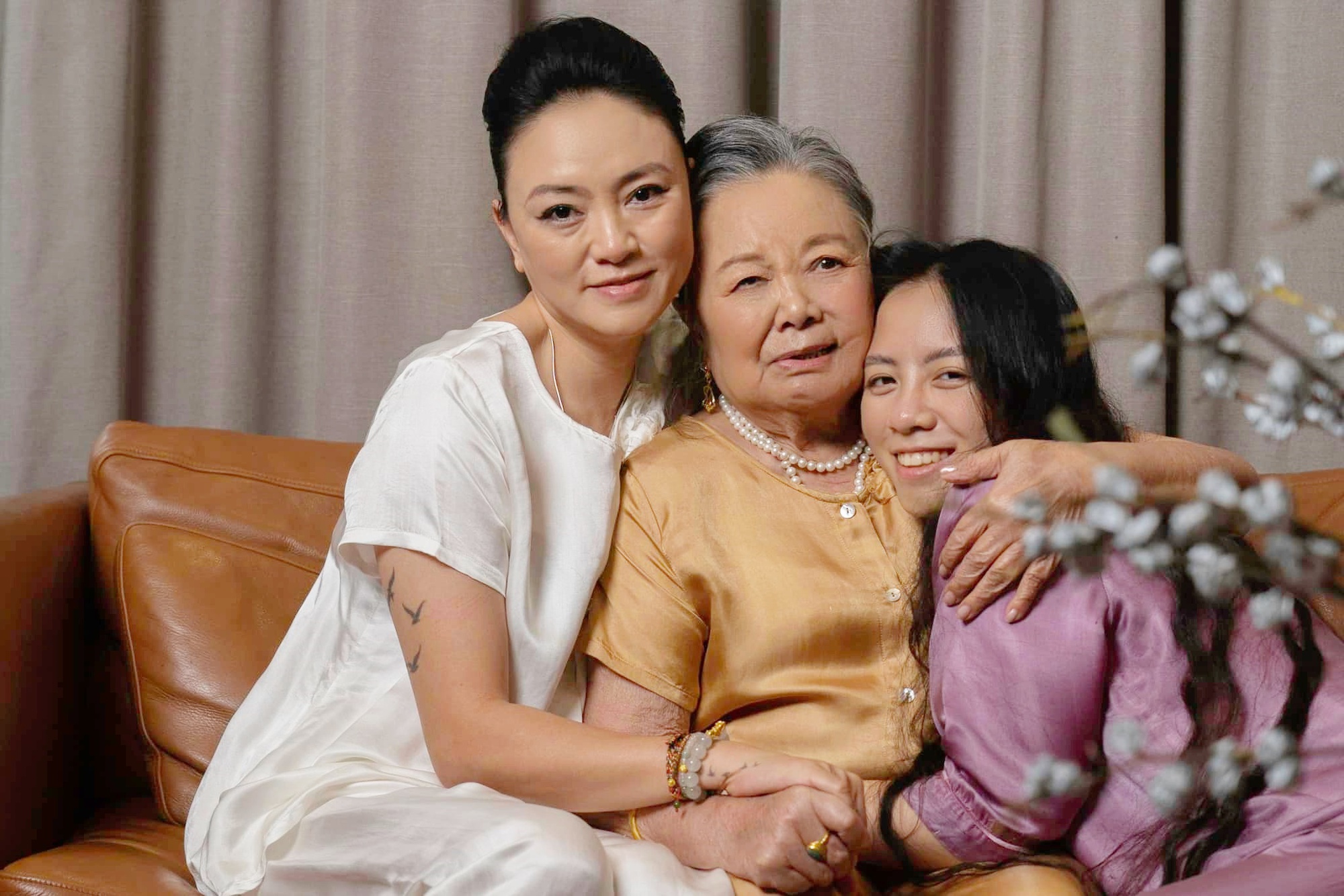 Gia tộc nổi tiếng ở Hà Nội có tận 3 hot mom: Từ mẹ đến con đều là dâu hào môn, ai cũng có tổ ấm riêng hạnh phúc- Ảnh 28. Gia tộc nổi tiếng ở Hà Nội có tận 3 hot mom: Từ mẹ đến con đều là dâu hào môn, ai cũng có tổ ấm riêng hạnh phúc- Ảnh 28.