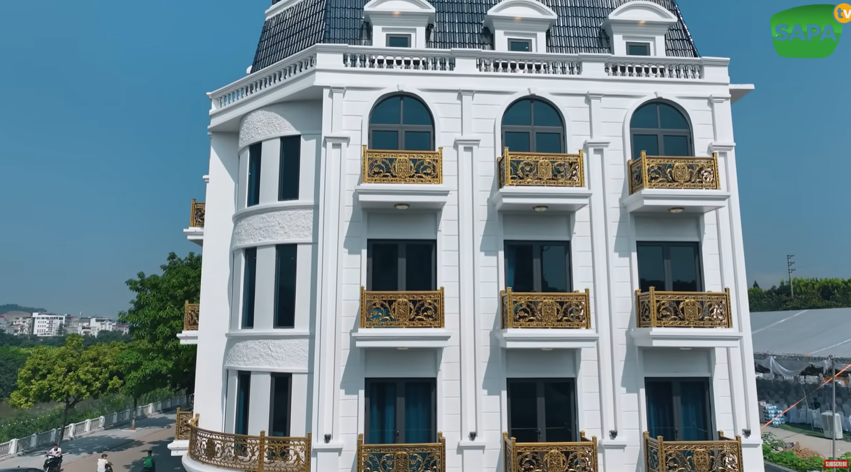 Hải Sapa đã làm gì mà tiền nhiều đến mức sở hữu nhà hàng 100 tỷ, mua cả dinh thự 1.250m2 tặng vợ?- Ảnh 3.