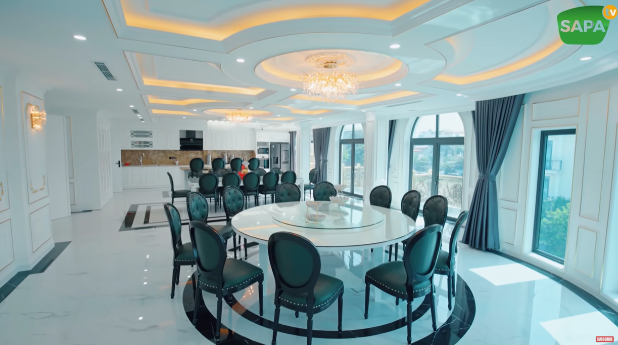 Hải Sapa đã làm gì mà tiền nhiều đến mức sở hữu nhà hàng 100 tỷ, mua cả dinh thự 1.250m2 tặng vợ?- Ảnh 19.