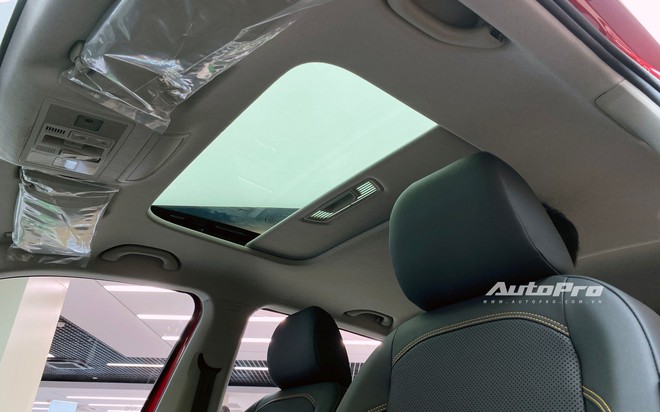Skoda Kushaq ra mắt Việt Nam: Giá từ 599 triệu đồng, 2 bản, trang bị nội thất xịn, bản 'base' có ADAS cạnh tranh Yaris Cross, Xforce- Ảnh 21. Skoda Kushaq ra mắt Việt Nam: Giá từ 599 triệu đồng, 2 bản, trang bị nội thất xịn, bản 'base' có ADAS cạnh tranh Yaris Cross, Xforce- Ảnh 21.