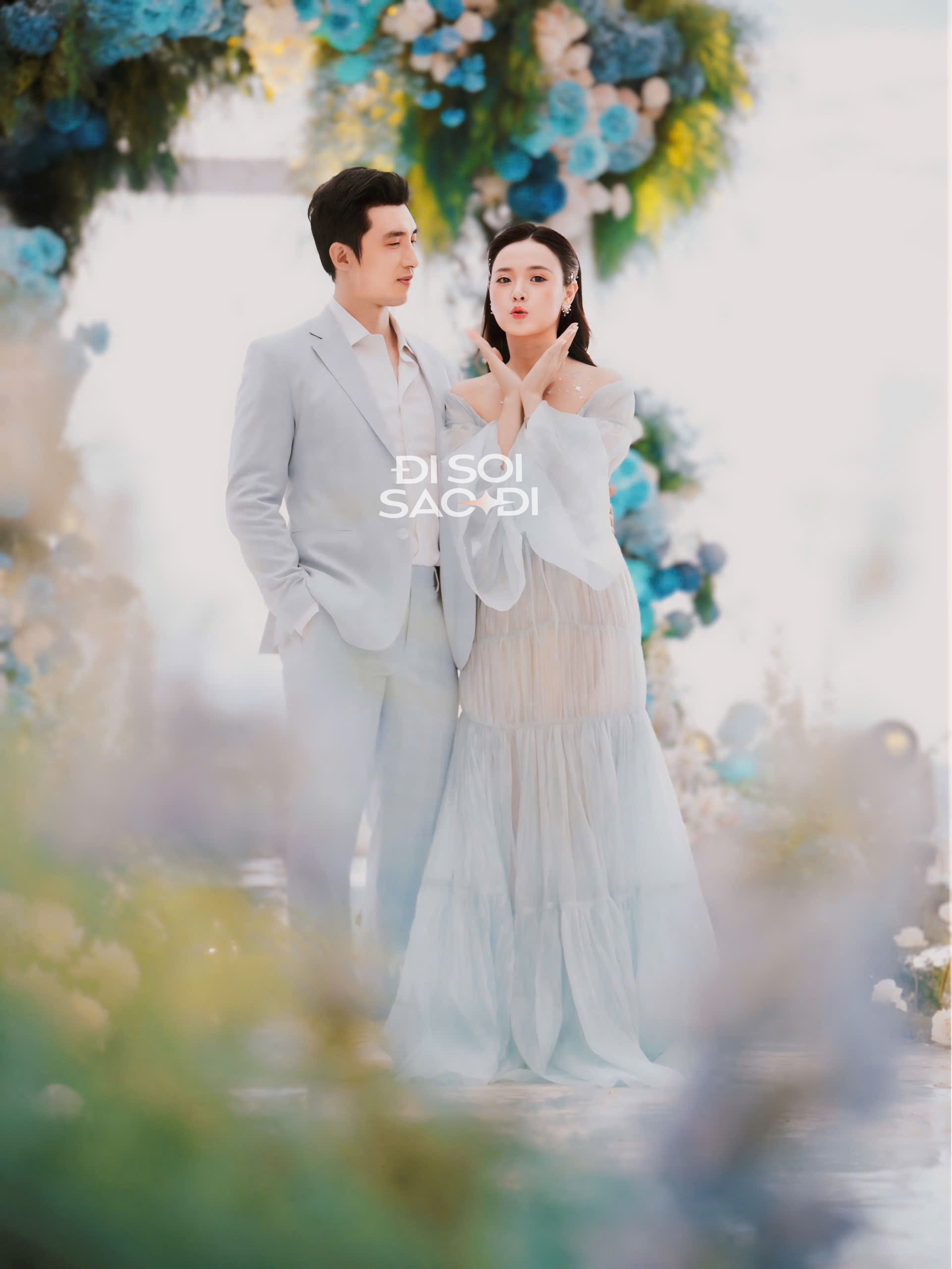 "Tiệc cưới lần 2" của Midu: Cặp đôi phát "vũ trụ cẩu lương", thiếu gia Minh Đạt si mê vợ ra mặt!- Ảnh 7. "Tiệc cưới lần 2" của Midu: Cặp đôi phát "vũ trụ cẩu lương", thiếu gia Minh Đạt si mê vợ ra mặt!- Ảnh 7.