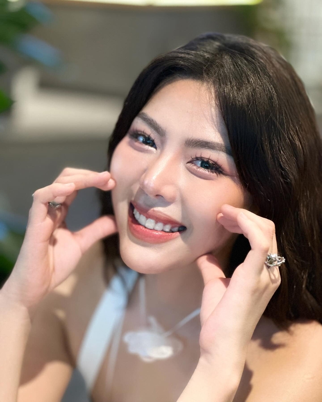 "Em muốn xây 1 căn nhà": Em Xinh cao 1m76, nổi tiếng sau khi lên TV giúp gia đình bán cơm gà không kịp thở- Ảnh 10. "Em muốn xây 1 căn nhà": Em Xinh cao 1m76, nổi tiếng sau khi lên TV giúp gia đình bán cơm gà không kịp thở- Ảnh 10.