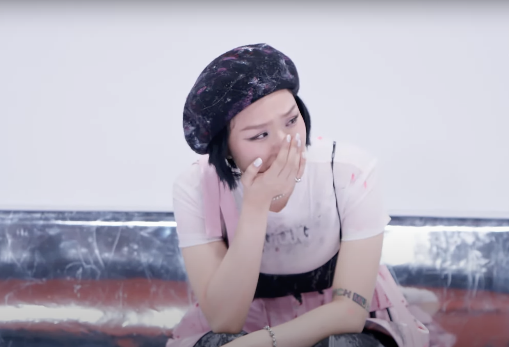 Miu Lê xin lỗi- Ảnh 4. Miu Lê xin lỗi- Ảnh 4.