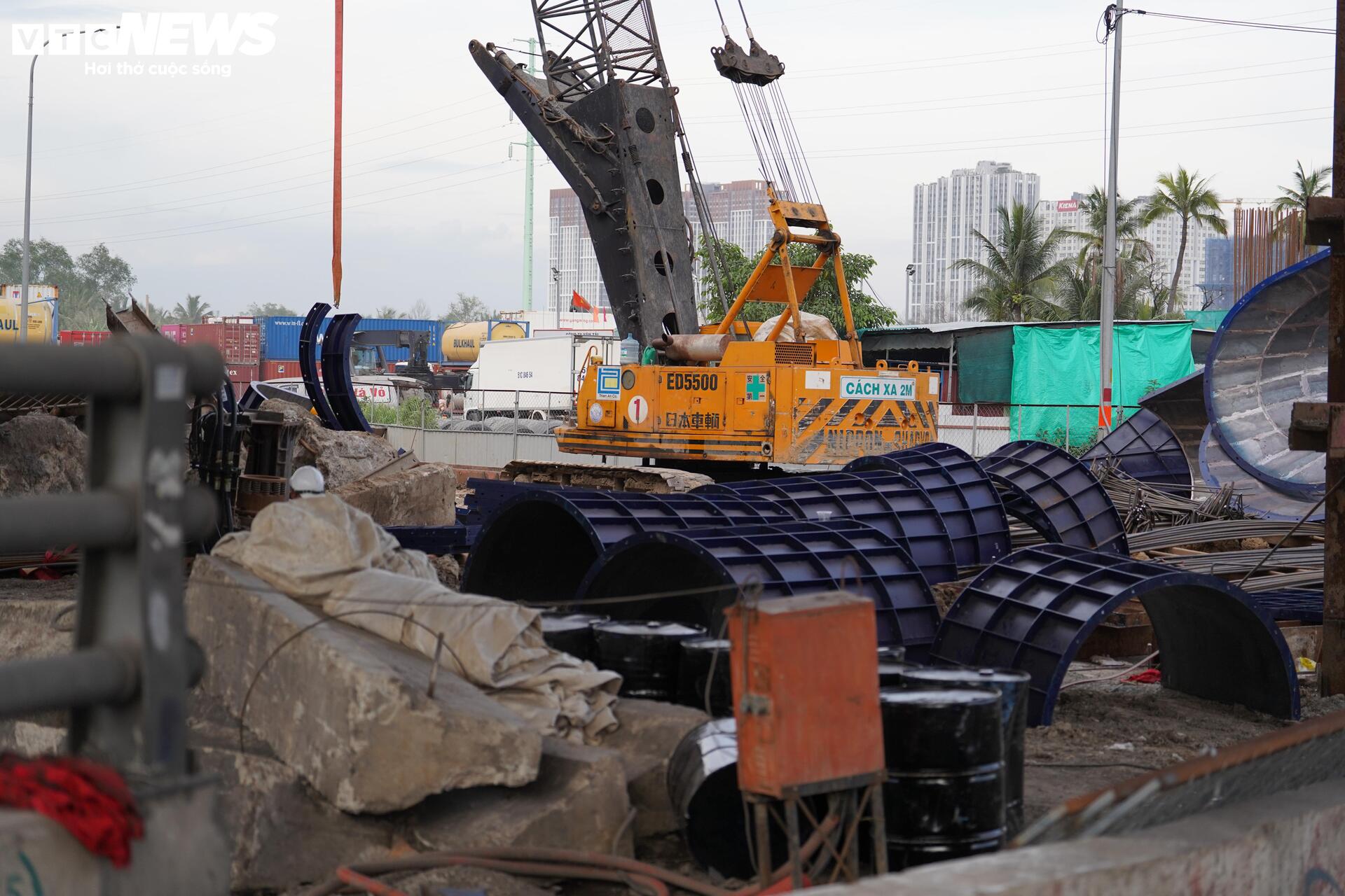 Nút giao Mỹ Thủy hơn 3.400 tỷ đồng ì ạch gần 9 năm do vướng mặt bằng- Ảnh 7. Nút giao Mỹ Thủy hơn 3.400 tỷ đồng ì ạch gần 9 năm do vướng mặt bằng- Ảnh 7.