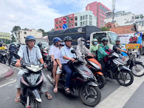 Đề xuất giảm lệ phí trước bạ xe máy- Ảnh 1. Đề xuất giảm lệ phí trước bạ xe máy- Ảnh 1.