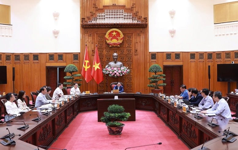 Thông tin cuộc họp mới nhất do Thủ tướng chủ trì để tiếp tục xem xét, giải quyết các quan tâm của phía Hoa Kỳ liên quan kinh tế, thương mại, đầu tư- Ảnh 1. Thông tin cuộc họp mới nhất do Thủ tướng chủ trì để tiếp tục xem xét, giải quyết các quan tâm của phía Hoa Kỳ liên quan kinh tế, thương mại, đầu tư- Ảnh 1.