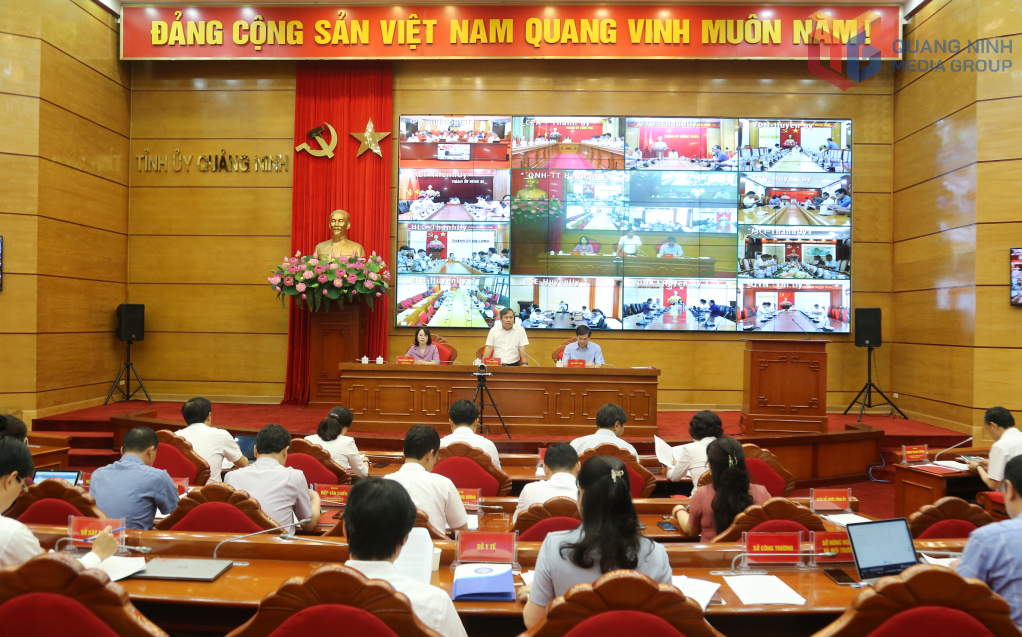 Khẩn trương hoàn thiện phương án sắp xếp nhân sự cấp xã; từ 15/6 vận thành thử nghiệm bộ máy mới- Ảnh 3. Khẩn trương hoàn thiện phương án sắp xếp nhân sự cấp xã; từ 15/6 vận thành thử nghiệm bộ máy mới- Ảnh 3.