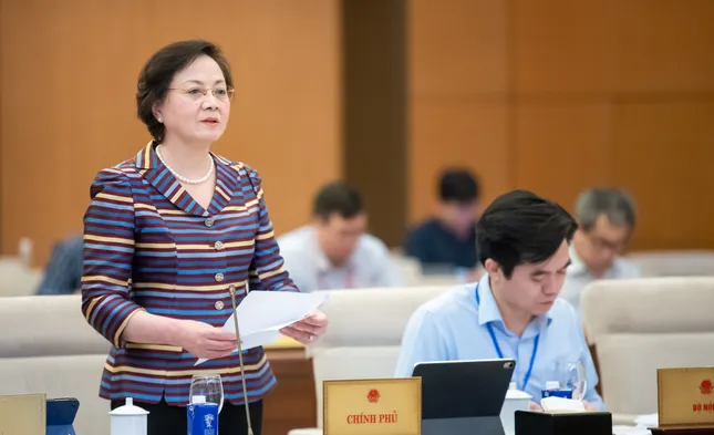 Bộ trưởng Nội vụ: Tăng thẩm quyền cho chủ tịch UBND cấp tỉnh- Ảnh 1. Bộ trưởng Nội vụ: Tăng thẩm quyền cho chủ tịch UBND cấp tỉnh- Ảnh 1.