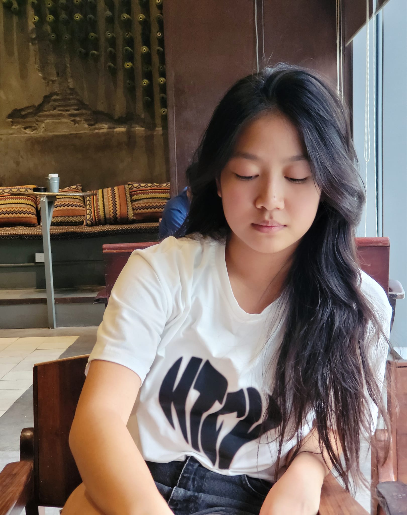"Tiểu công chúa" bé bỏng của "Bố ơi, mình đi đâu thế?" nay thành thiếu nữ dịu dàng, vẻ đẹp trong trẻo chuẩn "nàng thơ"- Ảnh 18. "Tiểu công chúa" bé bỏng của "Bố ơi, mình đi đâu thế?" nay thành thiếu nữ dịu dàng, vẻ đẹp trong trẻo chuẩn "nàng thơ"- Ảnh 18.
