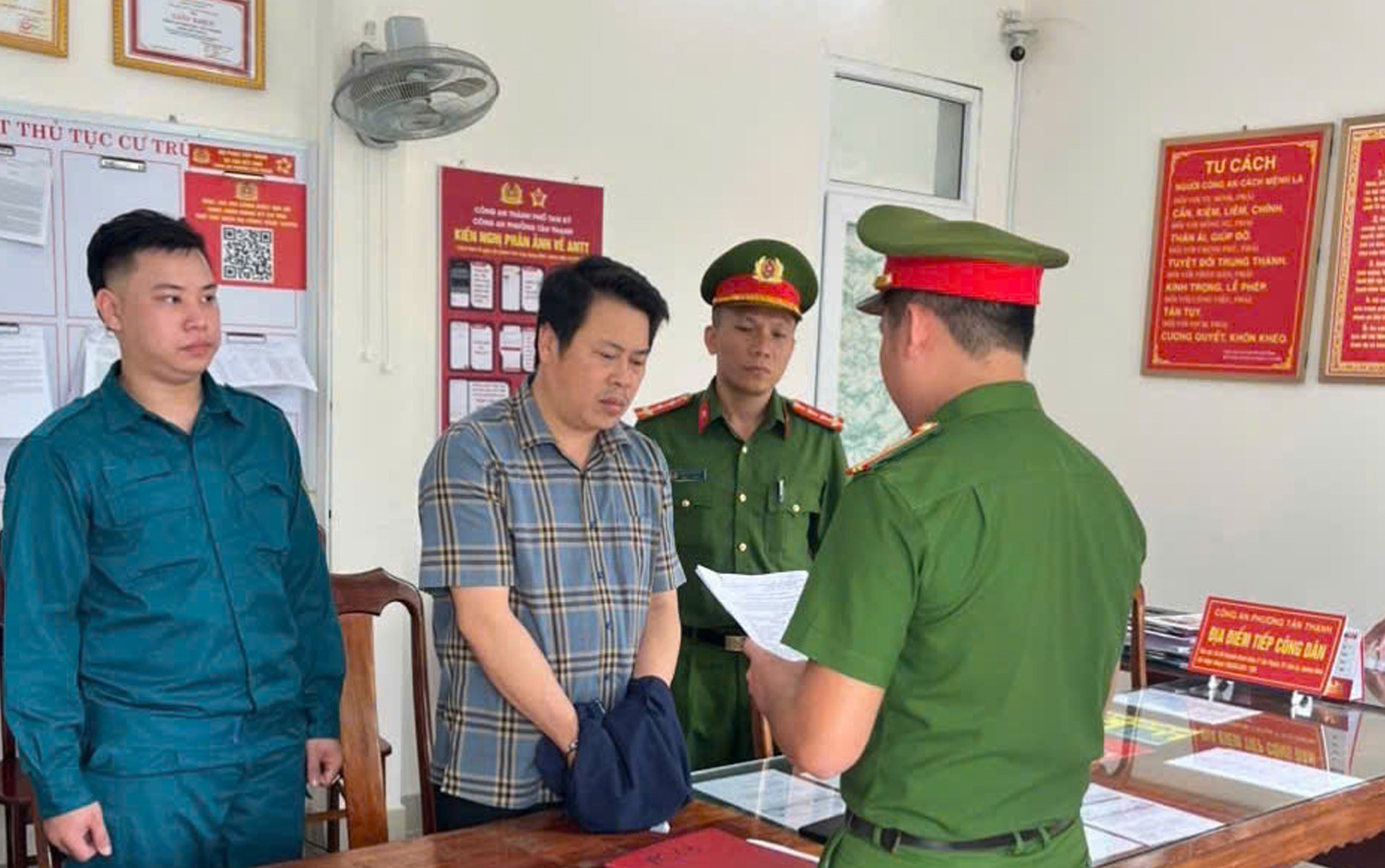 Công an tìm bị hại của giám đốc Công ty Trung Trung Bộ- Ảnh 1. Công an tìm bị hại của giám đốc Công ty Trung Trung Bộ- Ảnh 1.