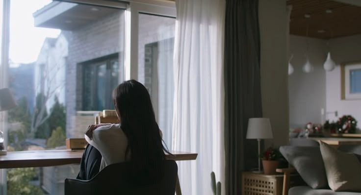 Trồng 40 chậu cây, nuôi 7 con mèo, đi làm chỉ để nhận hàng shipper là tự “đào hố” chôn mình?- Ảnh 3.