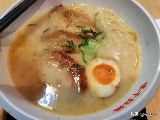 Sự sụp đổ của chuỗi mỳ sinh viên lừng lẫy từng mở 100 cửa hàng, doanh thu hơn 1 tỷ USD: Cuối cùng, giới trẻ cũng ‘nghẹn họng’ với những bát mỳ có giá ngang ‘sơn hào hải vị’- Ảnh 4.