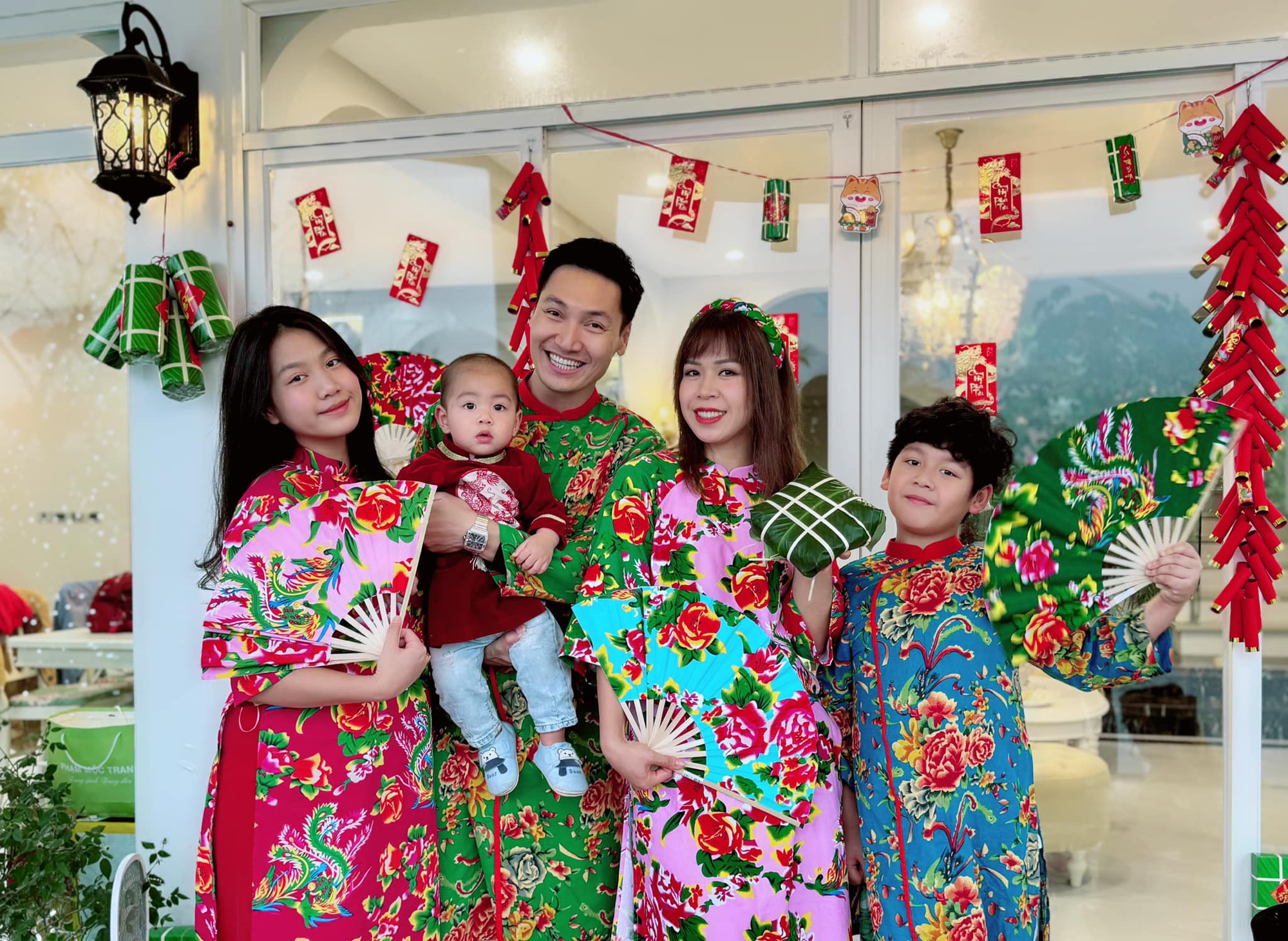 "Tiểu công chúa" bé bỏng của "Bố ơi, mình đi đâu thế?" nay thành thiếu nữ dịu dàng, vẻ đẹp trong trẻo chuẩn "nàng thơ"- Ảnh 35. "Tiểu công chúa" bé bỏng của "Bố ơi, mình đi đâu thế?" nay thành thiếu nữ dịu dàng, vẻ đẹp trong trẻo chuẩn "nàng thơ"- Ảnh 35.