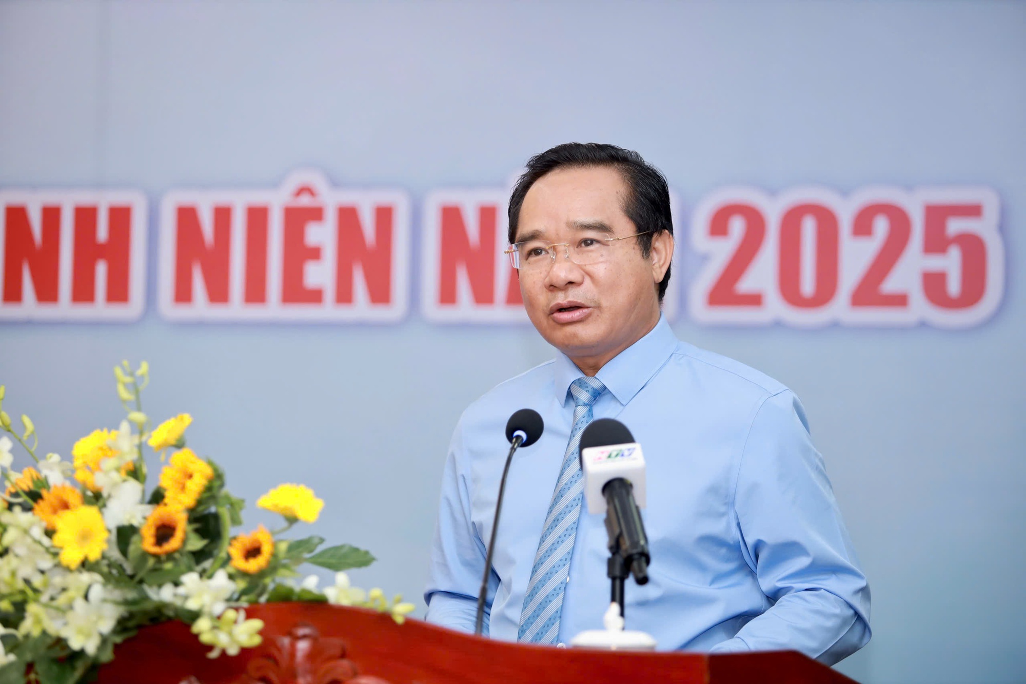 Chiều nay, Thường trực Thành ủy TP HCM sẽ làm việc với lãnh đạo quận, huyện về sắp xếp bộ máy- Ảnh 1. Chiều nay, Thường trực Thành ủy TP HCM sẽ làm việc với lãnh đạo quận, huyện về sắp xếp bộ máy- Ảnh 1.