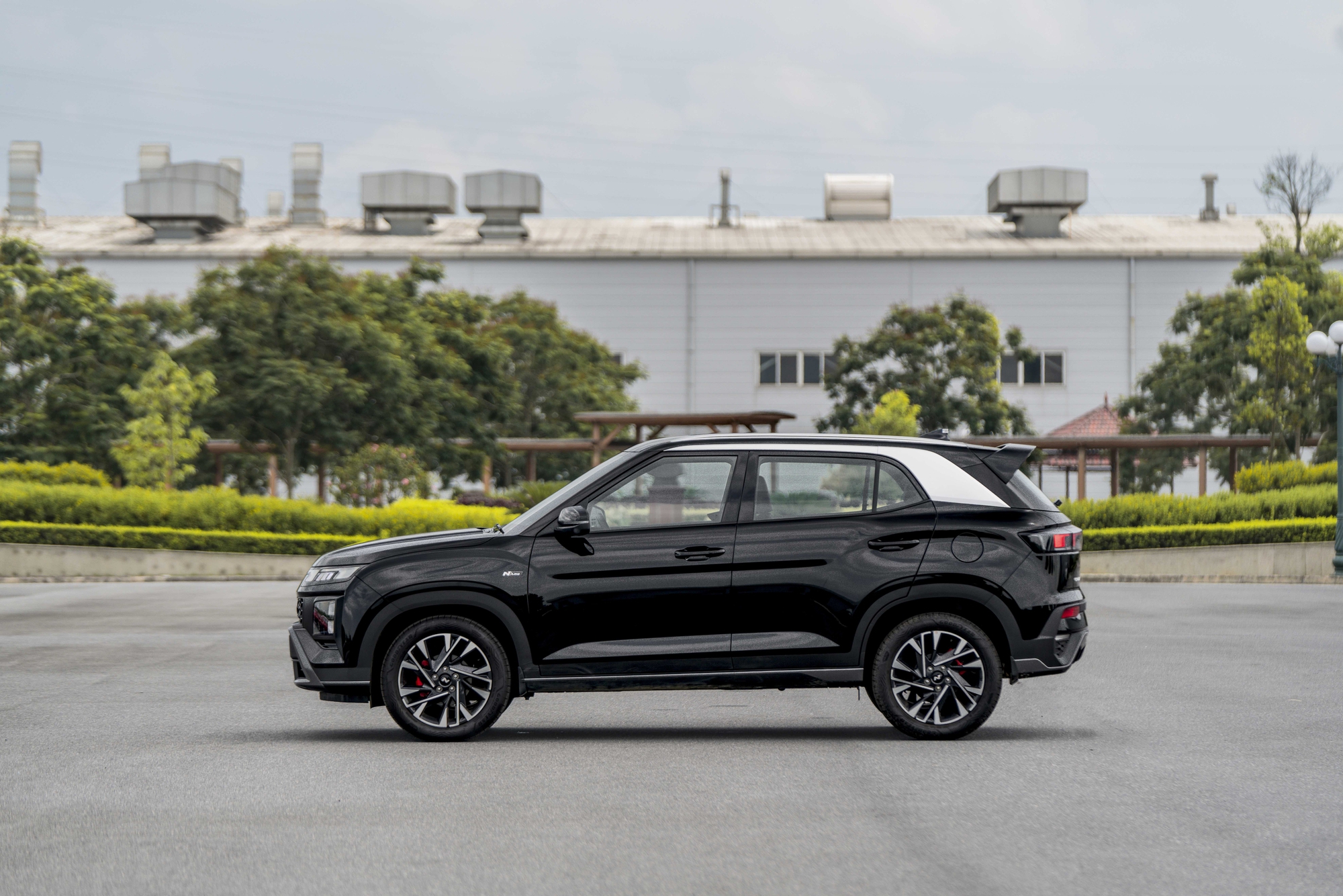 Hyundai Creta 2025 cập bến Việt Nam: Ngoại hình và công nghệ nâng cấp, giá thấp nhất 599 triệu đồng- Ảnh 3. Hyundai Creta 2025 cập bến Việt Nam: Ngoại hình và công nghệ nâng cấp, giá thấp nhất 599 triệu đồng- Ảnh 3.